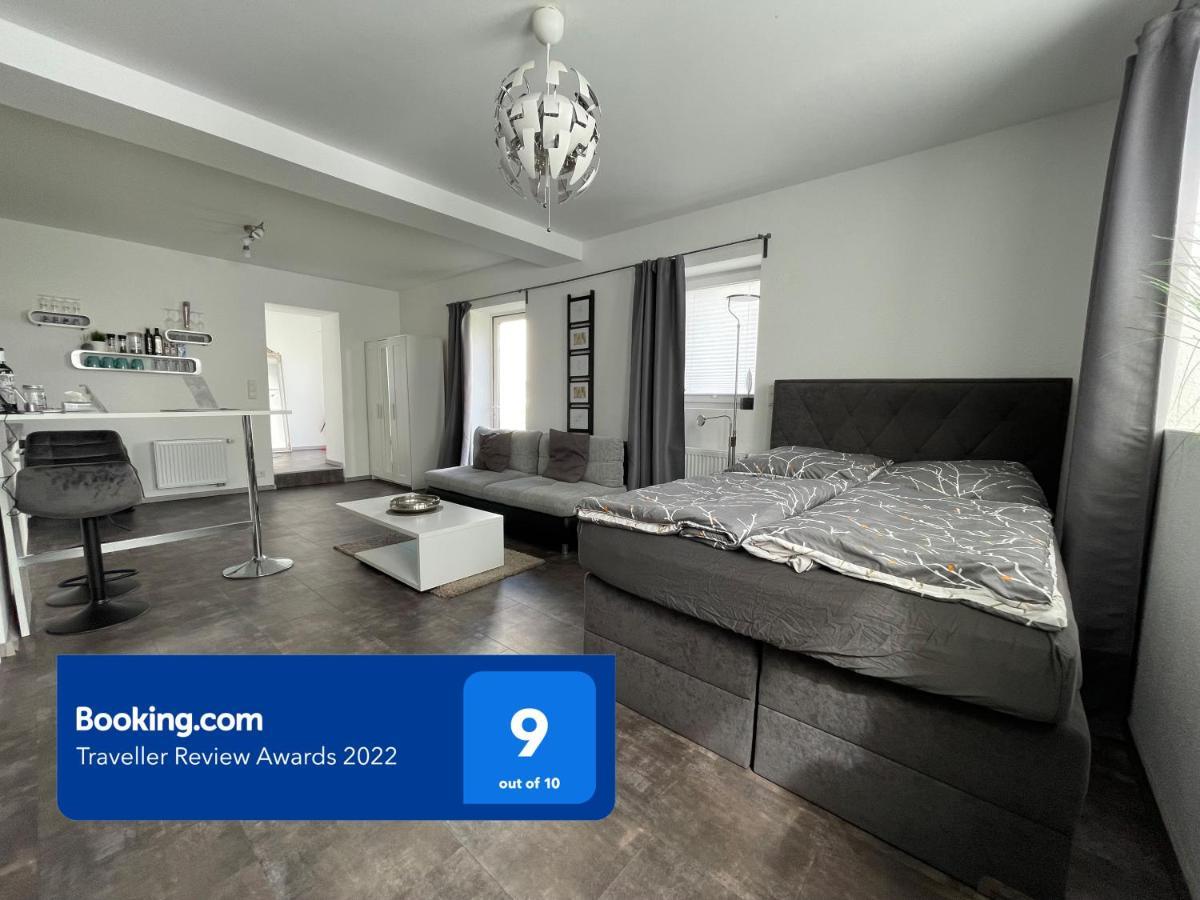 W1 - Kontaktloser 24H Check In, W-Lan, Netflix, Parkplatz, Kueche, Boxspring-Bett Bückeburg Dış mekan fotoğraf